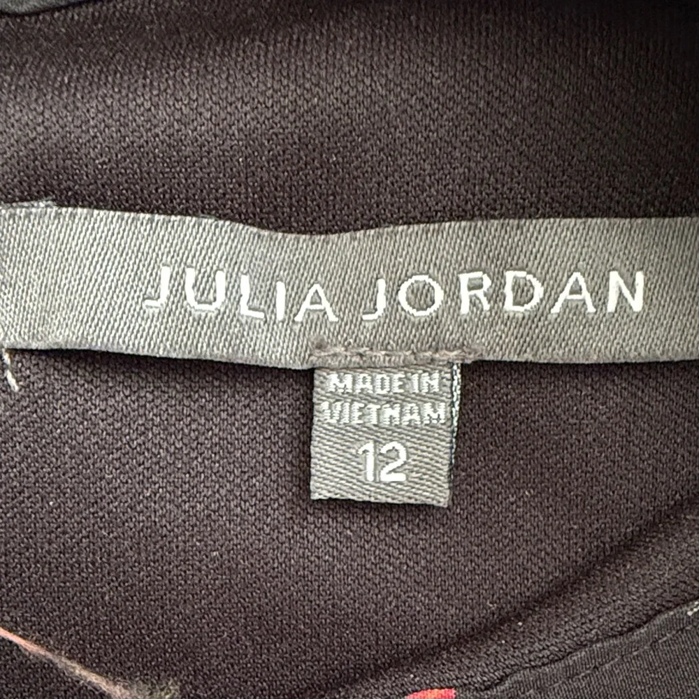 Julia Jordan Black Floral Midi Dress - Picture 2 of 8